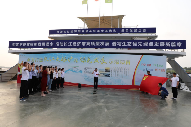 喜迎二十大|校企联建聚合力，携手奋进新征程