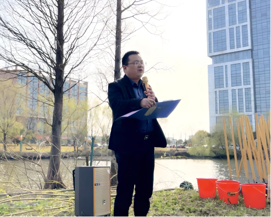 交通产业Ebpay如皋港板块召开“春风又绿江岸，绿色开展同行”主题党日活动