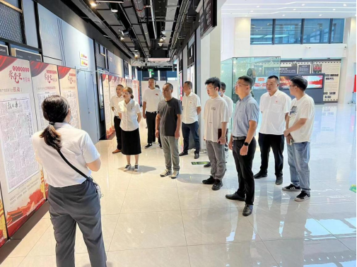 Ebpay慧行公司、慧皋广场团支部联合组织“喜迎二十大，争创新业绩”主题党日活动